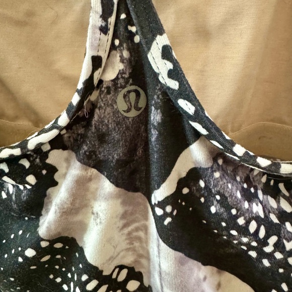 Lululemon Power Y Workout Tank Top Women's Size 4 Black White Racerback - Picture 4 of 5